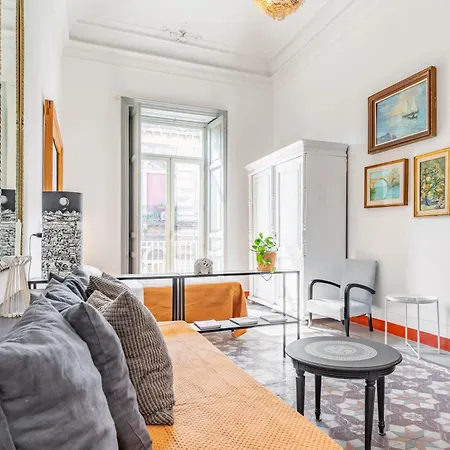 Daire Guesthost - Elegant Near Castello Ursino Katanya