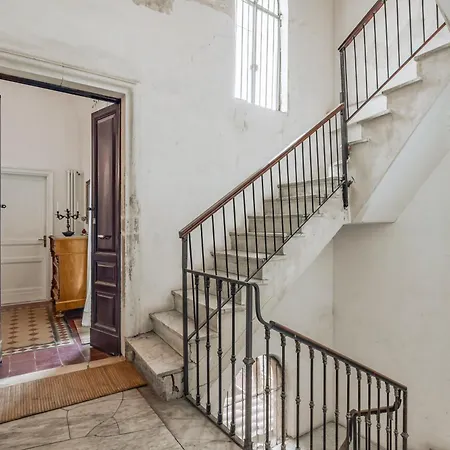 Guesthost - Elegant Near Castello Ursino Daire